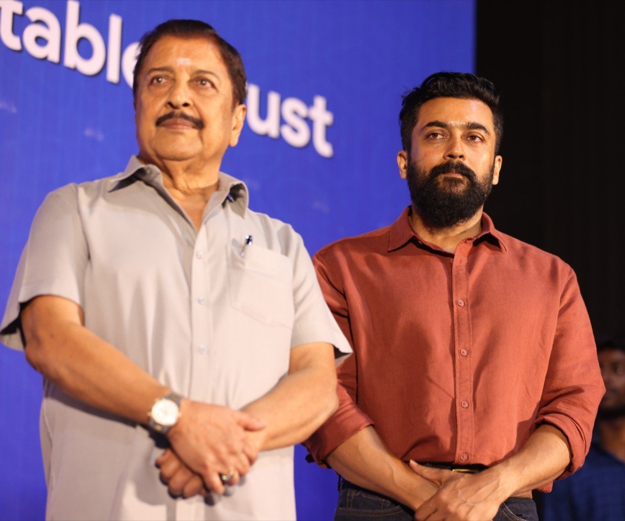 சிவகுமார் கல்வி அறக்கட்டளை 44-ஆம் ஆண்டு பரிசளிப்பு விழா: “கல்வியின் மூலம் மட்டுமே நிரந்தர மாற்றத்தை உருவாக்க முடியும்” – நடிகர் சூர்யா பேச்சு!!