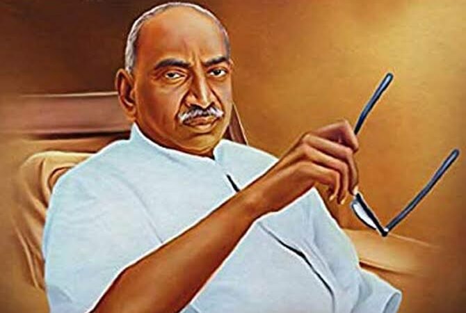 கல்வி புரட்சிக்கு வித்திட்டது காமராஜரா? கலைஞரா?:  வரலாற்றை திரிக்க முயற்சிப்பதா? முதல்வர் ஸ்டாலின் பேசியதை திரும்ப பெற வேண்டும்!  நாடார்கள் பேரமைப்பு தலைவர் சௌந்தரபாண்டியன் ஆவேசம்!!