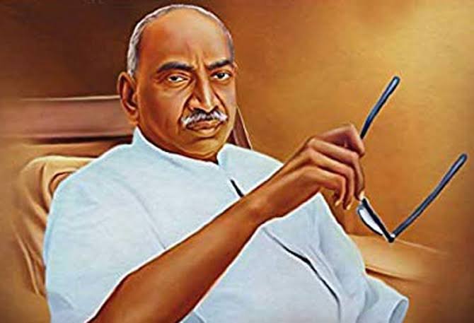 கல்வி புரட்சிக்கு வித்திட்டது காமராஜரா? கலைஞரா?: வரலாற்றை திரிக்க முயற்சிப்பதா? முதல்வர் ஸ்டாலின் பேசியதை திரும்ப பெற வேண்டும்! நாடார்கள் பேரமைப்பு தலைவர் சௌந்தரபாண்டியன் ஆவேசம்!!