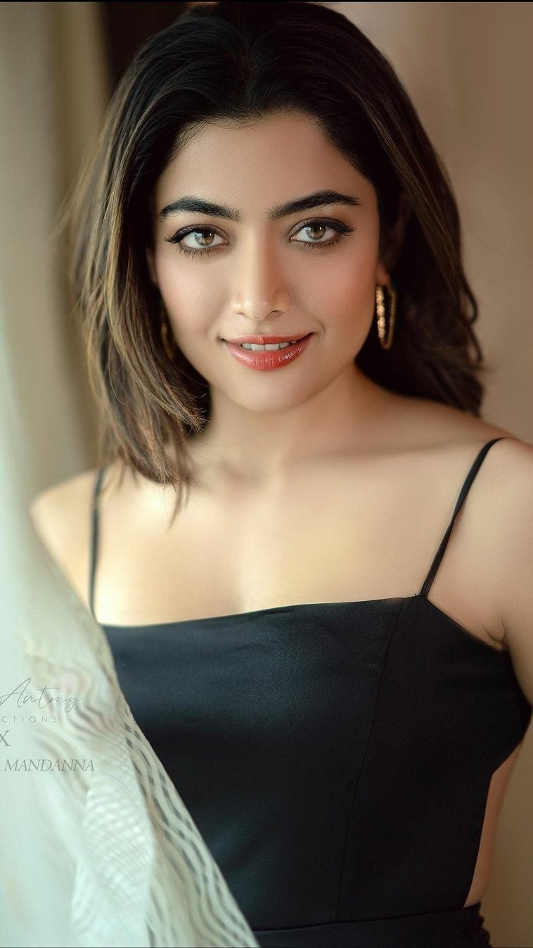 STAR OF THE DAY – RASHMIKA MANDANA