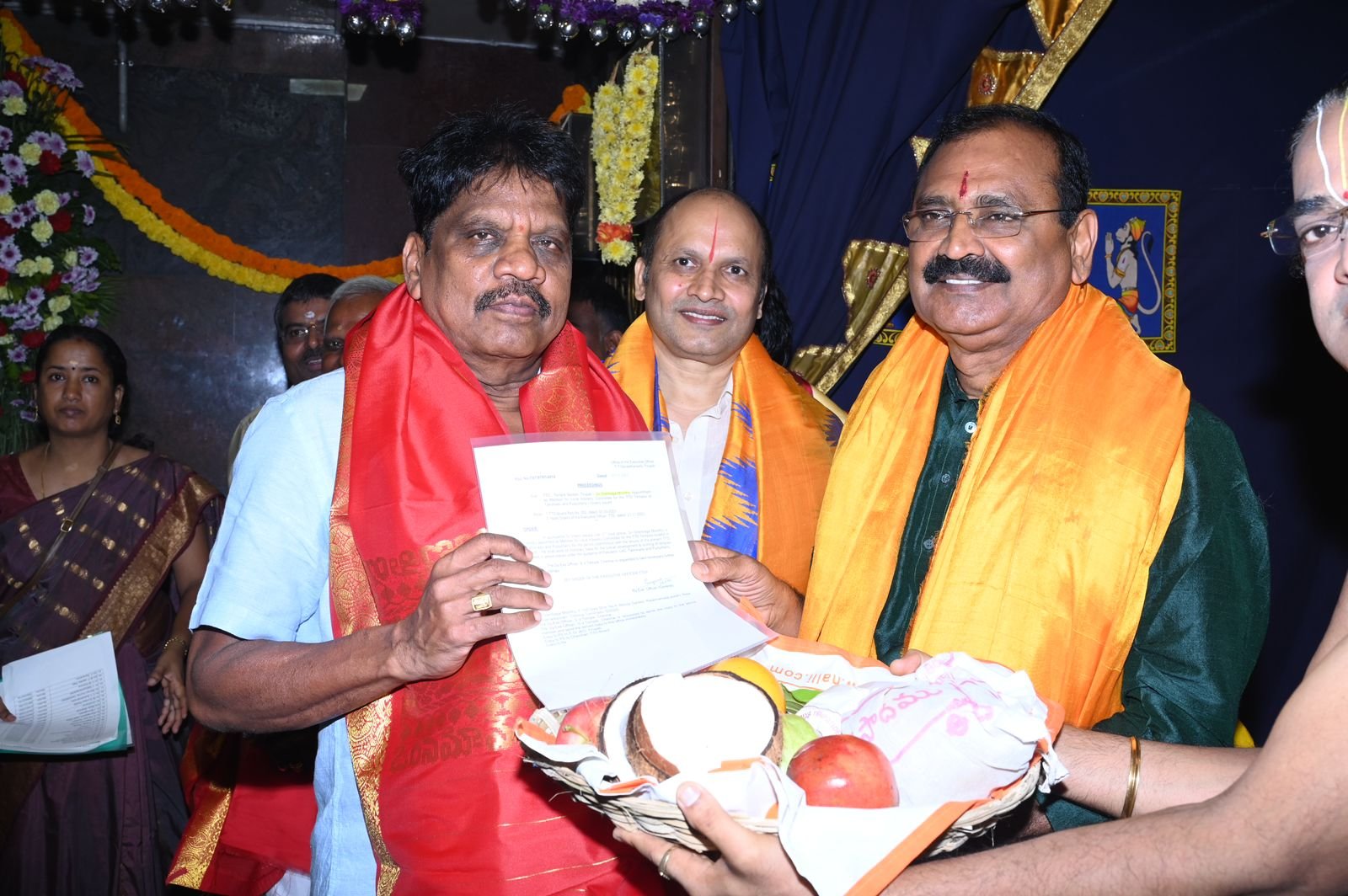 திருப்பதி தேவஸ்தான நிர்வாகிகள் பதவியேற்பு: “ரெட் ஜெயண்ட்”செண்பகமூர்த்தி உறுப்பினராக நியமனம்!