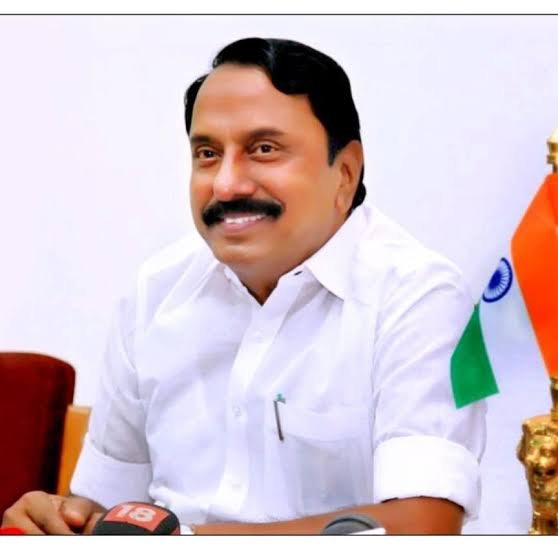 நடிகர் விஜய்யுடன் திடீர் சந்திப்பு: முன்னாள் அமைச்சர் செங்கோட்டையன் த.வெ.க துணை தலைவராகிறார்!! எம்.எல்.ஏ பதவி ராஜினாமா!!