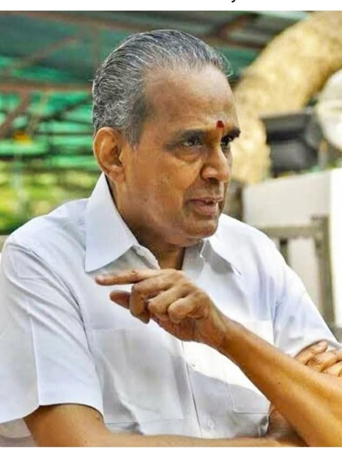 “என்னைத் தாங்கிப்பிடித்த ஒரு தங்கத்தூண்  சாய்ந்து விட்டதே…”!   ஏ வி எம் சரவணன் மறைவுக்கு கவிஞர் வைரமுத்து கவிதாஞ்சலி!!