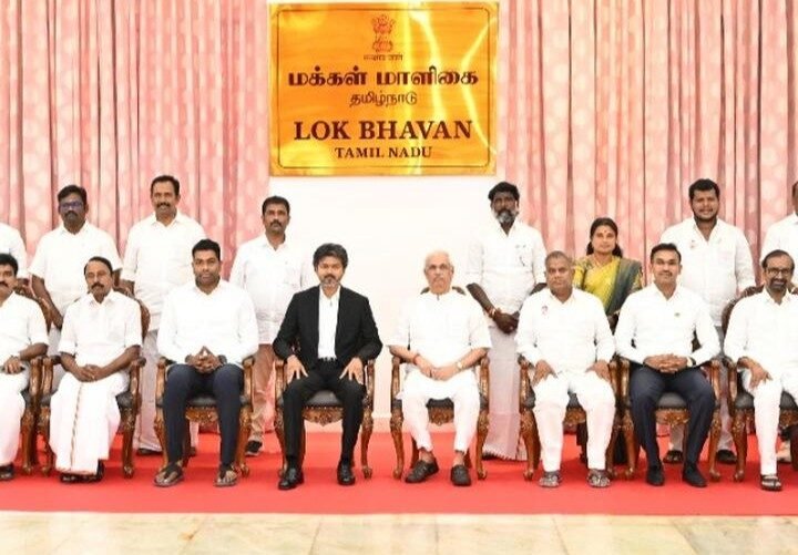 தமிழகத்திற்கு 23 புதிய மந்திரிகள்: விஜய்யின் அமைச்சரவை விரிவாக்கம்! செங்கோட்டையன் இலாகா மாற்றம்!!