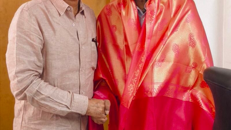 திரைப்பட எழுத்தாளர்கள் சங்கத் தலைவராக டைரக்டர் சேரன் பதவி ஏற்றார்! விசி குகநாதன் வாழ்த்து!!